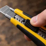 Utility Knife Slider Detent